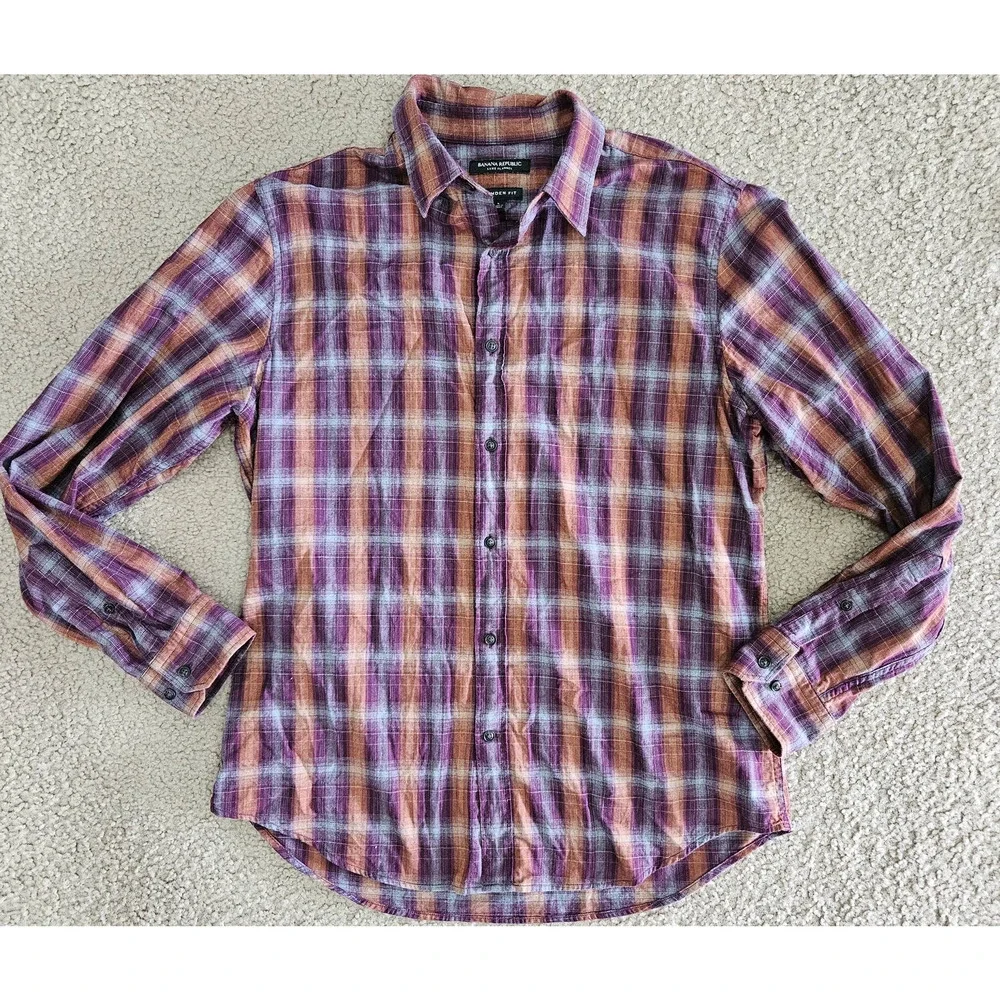 Banana Republic Luxe Flannel Camden Fit Plaid Button Up Long Sleeve Top.‎ Size L